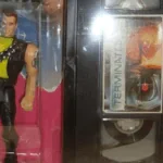 Muñecos de Terminator 2 y Rambo + VHS